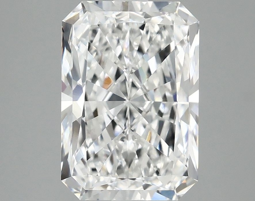 IGI Radiant 3.08ct E VVS2 - Loose Lab Diamond: IGI Radiant 3.08ct E VVS2 - Loose Lab Diamond Item Specifics: Source: This Is A Real Diamond Grown In A Lab Not Mined. Carat: 3.08 Cut: - Color: E Clarity: VVS2 Polish: EX Symmetry: EX Measurements: 1