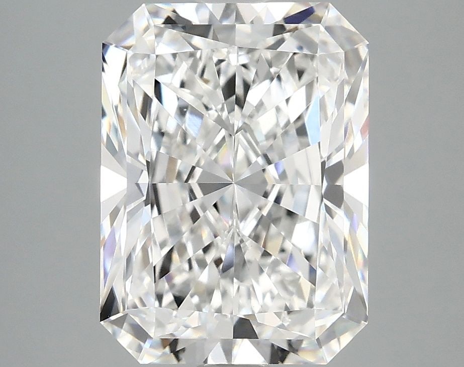IGI Radiant 4.03ct E VVS2 - Loose Lab Diamond: IGI Radiant 4.03ct E VVS2 - Loose Lab Diamond Item Specifics: Source: This Is A Real Diamond Grown In A Lab Not Mined. Carat: 4.03 Cut: - Color: E Clarity: VVS2 Polish: EX Symmetry: EX Measurements: 1