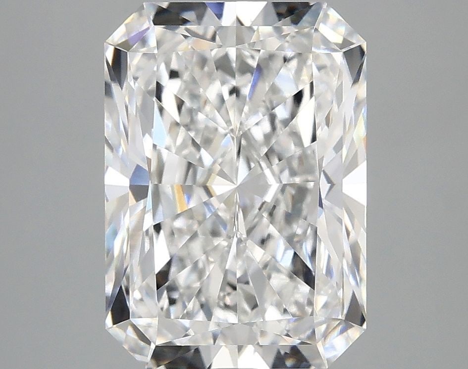 IGI Radiant 4.16ct E VVS2 - Loose Lab Diamond: IGI Radiant 4.16ct E VVS2 - Loose Lab Diamond Item Specifics: Source: This Is A Real Diamond Grown In A Lab Not Mined. Carat: 4.16 Cut: - Color: E Clarity: VVS2 Polish: EX Symmetry: EX Measurements: 1