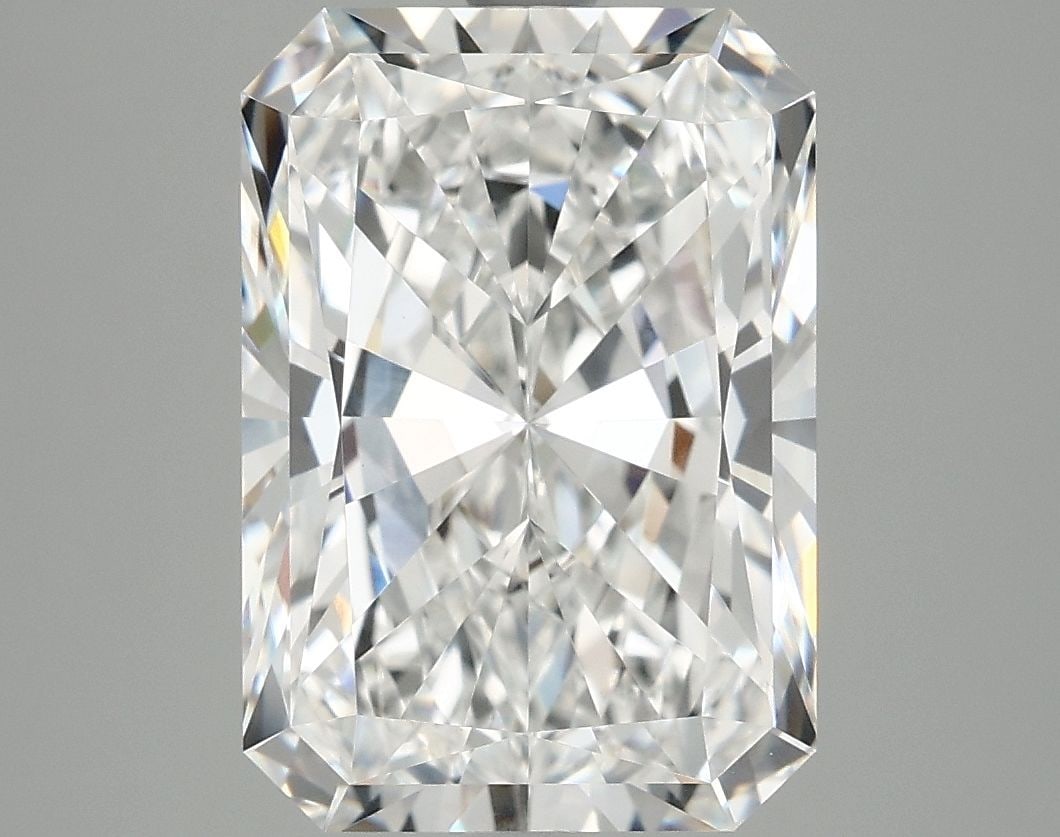 IGI Radiant 5.07ct E VVS2 - Loose Lab Diamond: IGI Radiant 5.07ct E VVS2 - Loose Lab Diamond Item Specifics: Source: This Is A Real Diamond Grown In A Lab Not Mined. Carat: 5.07 Cut: - Color: E Clarity: VVS2 Polish: EX Symmetry: EX Measurements: 1