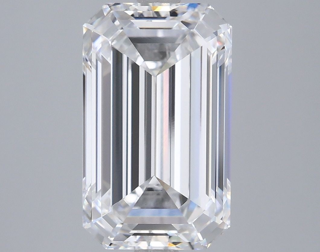 IGI Emerald 4.55ct D VVS2 - Loose Lab Diamond: IGI Emerald 4.55ct D VVS2 - Loose Lab Diamond Item Specifics: Source: This Is A Real Diamond Grown In A Lab Not Mined. Carat: 4.55 Cut: - Color: D Clarity: VVS2 Polish: EX Symmetry: EX Measurements: 1