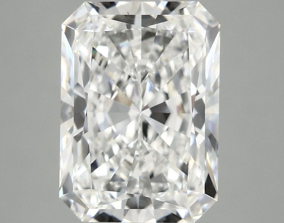 IGI Radiant 3.09ct E VVS2 - Loose Lab Diamond: IGI Radiant 3.09ct E VVS2 - Loose Lab Diamond Item Specifics: Source: This Is A Real Diamond Grown In A Lab Not Mined. Carat: 3.09 Cut: - Color: E Clarity: VVS2 Polish: EX Symmetry: EX Measurements: 1