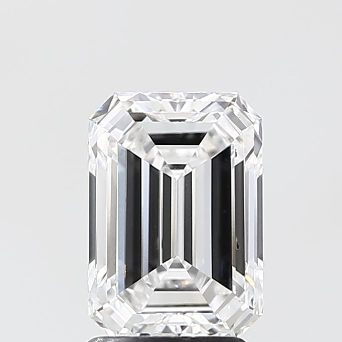 IGI Emerald 2.22ct E VVS2 - Loose Lab Diamond: IGI Emerald 2.22ct E VVS2 - Loose Lab Diamond Item Specifics: Source: This Is A Real Diamond Grown In A Lab Not Mined. Carat: 2.22 Cut: - Color: E Clarity: VVS2 Polish: EX Symmetry: EX Measurements: 8