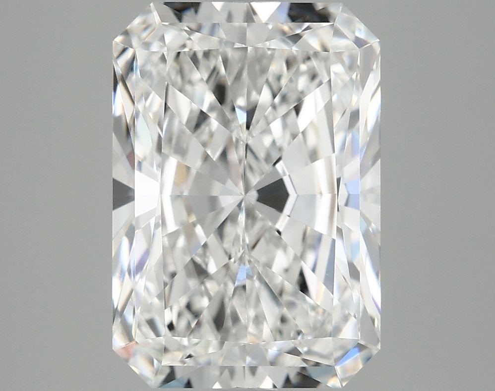 IGI Radiant 4.05ct E VVS2 - Loose Lab Diamond: IGI Radiant 4.05ct E VVS2 - Loose Lab Diamond Item Specifics: Source: This Is A Real Diamond Grown In A Lab Not Mined. Carat: 4.05 Cut: - Color: E Clarity: VVS2 Polish: EX Symmetry: EX Measurements: 1