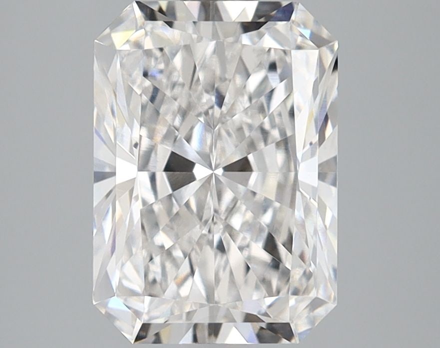 IGI Radiant 2.57ct E VVS2 - Loose Lab Diamond: IGI Radiant 2.57ct E VVS2 - Loose Lab Diamond Item Specifics: Source: This Is A Real Diamond Grown In A Lab Not Mined. Carat: 2.57 Cut: - Color: E Clarity: VVS2 Polish: EX Symmetry: EX Measurements: 9