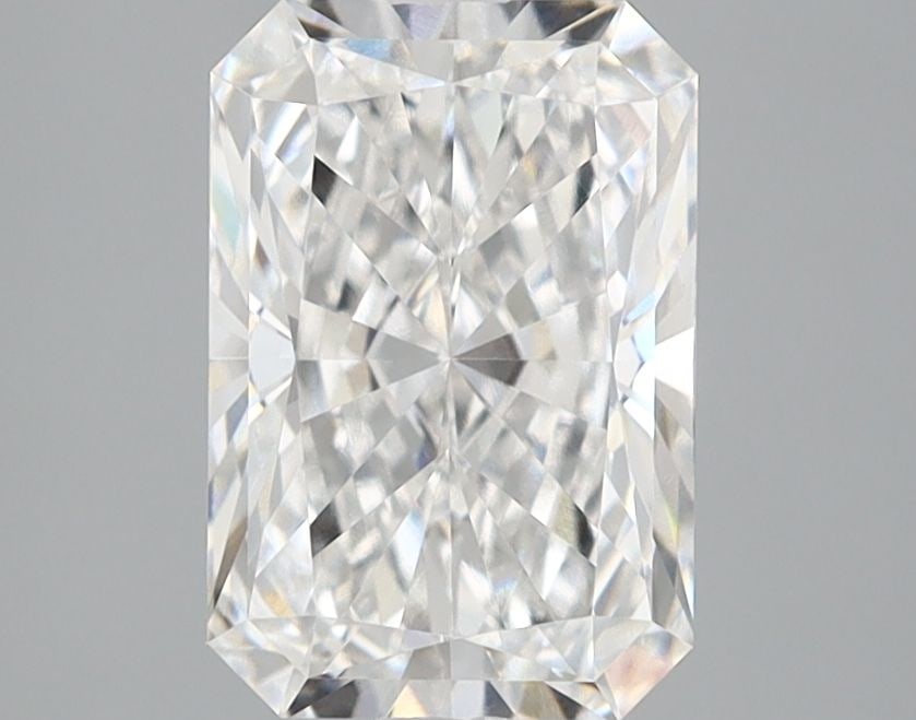 GIA Radiant 2.11ct E VVS2 - Loose Lab Diamond: GIA Radiant 2.11ct E VVS2 - Loose Lab Diamond Item Specifics: Source: This Is A Real Diamond Grown In A Lab Not Mined. Carat: 2.11 Cut: - Color: E Clarity: VVS2 Polish: EX Symmetry: EX Measurements: 9