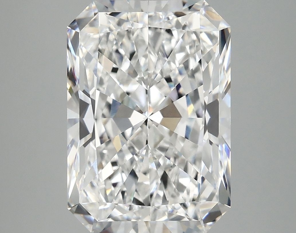 IGI Radiant 5.07ct E VVS2 - Loose Lab Diamond: IGI Radiant 5.07ct E VVS2 - Loose Lab Diamond Item Specifics: Source: This Is A Real Diamond Grown In A Lab Not Mined. Carat: 5.07 Cut: - Color: E Clarity: VVS2 Polish: EX Symmetry: EX Measurements: 1
