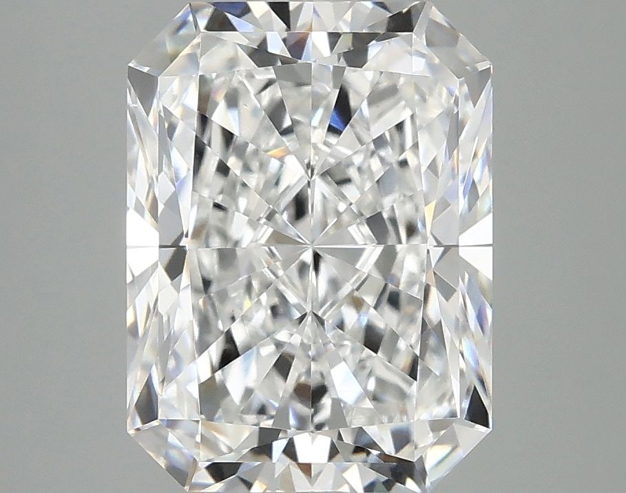 IGI Radiant 3.95ct D VVS2 - Loose Lab Diamond: IGI Radiant 3.95ct D VVS2 - Loose Lab Diamond Item Specifics: Source: This Is A Real Diamond Grown In A Lab Not Mined. Carat: 3.95 Cut: - Color: D Clarity: VVS2 Polish: EX Symmetry: EX Measurements: 1