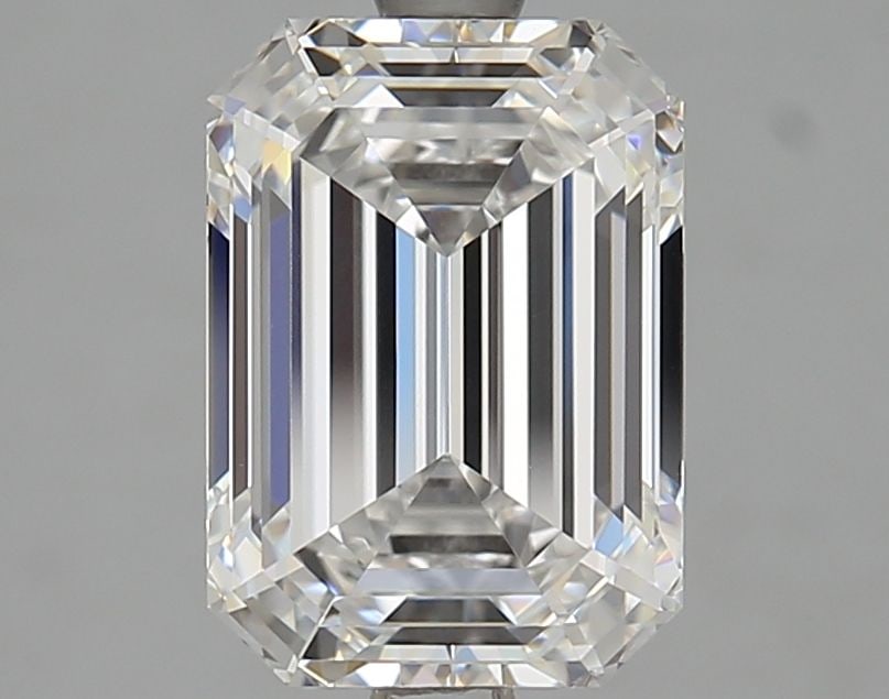 GIA Emerald 3.17ct E VVS1 - Loose Lab Diamond: GIA Emerald 3.17ct E VVS1 - Loose Lab Diamond Item Specifics: Source: This Is A Real Diamond Grown In A Lab Not Mined. Carat: 3.17 Cut: - Color: E Clarity: VVS1 Polish: VG Symmetry: EX Measurements: 9