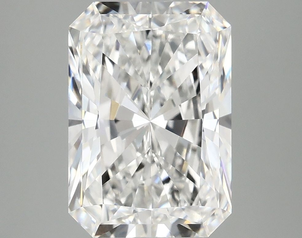 IGI Radiant 4.1ct E VVS2 - Loose Lab Diamond: IGI Radiant 4.1ct E VVS2 - Loose Lab Diamond Item Specifics: Source: This Is A Real Diamond Grown In A Lab Not Mined. Carat: 4.1 Cut: - Color: E Clarity: VVS2 Polish: EX Symmetry: EX Measurements: