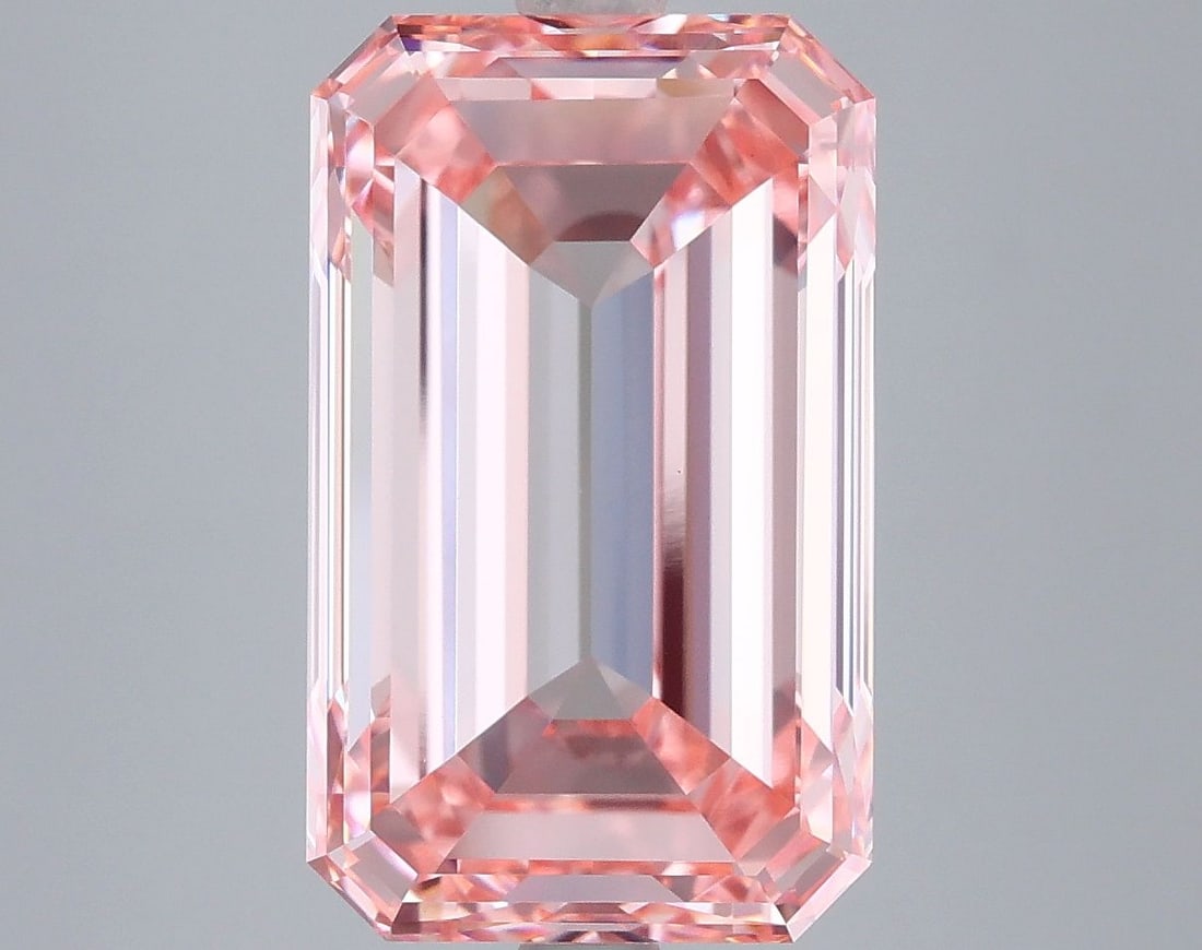 IGI Emerald 7.06ct Fancy Vivid Pink VVS2 - Loose Lab Diamond: IGI Emerald 7.06ct Fancy Vivid Pink VVS2 - Loose Lab Diamond Item Specifics: Source: This Is A Real Diamond Grown In A Lab Not Mined. Carat: 7.06 Cut: - Color: Fancy Vivid Pink Clarity: VVS2 Polish: E