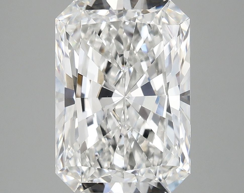 IGI Radiant 3.9ct E VVS2 - Loose Lab Diamond: IGI Radiant 3.9ct E VVS2 - Loose Lab Diamond Item Specifics: Source: This Is A Real Diamond Grown In A Lab Not Mined. Carat: 3.9 Cut: - Color: E Clarity: VVS2 Polish: EX Symmetry: EX Measurements: 11.