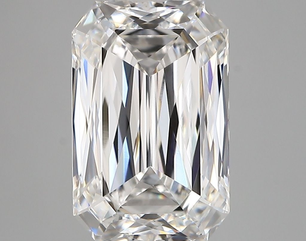 IGI Radiant 4.26ct E VVS2 - Loose Lab Diamond: IGI Radiant 4.26ct E VVS2 - Loose Lab Diamond Item Specifics: Source: This Is A Real Diamond Grown In A Lab Not Mined. Carat: 4.26 Cut: - Color: E Clarity: VVS2 Polish: EX Symmetry: EX Measurements: 1