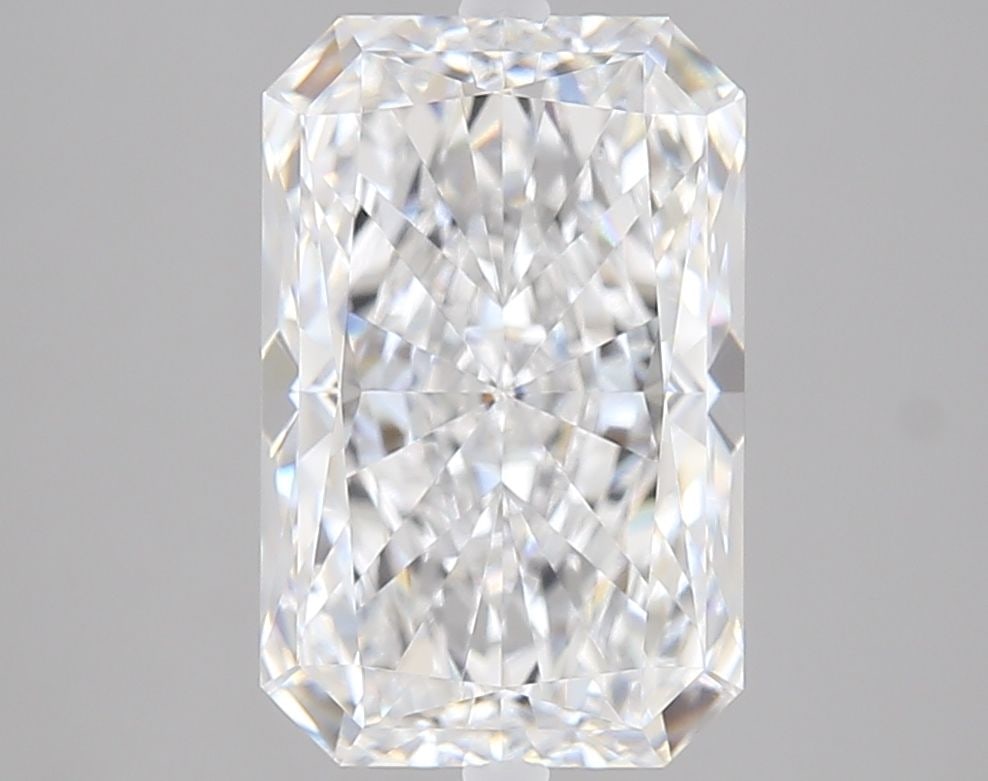 IGI Radiant 4.06ct D VVS2 - Loose Lab Diamond: IGI Radiant 4.06ct D VVS2 - Loose Lab Diamond Item Specifics: Source: This Is A Real Diamond Grown In A Lab Not Mined. Carat: 4.06 Cut: - Color: D Clarity: VVS2 Polish: EX Symmetry: EX Measurements: 1