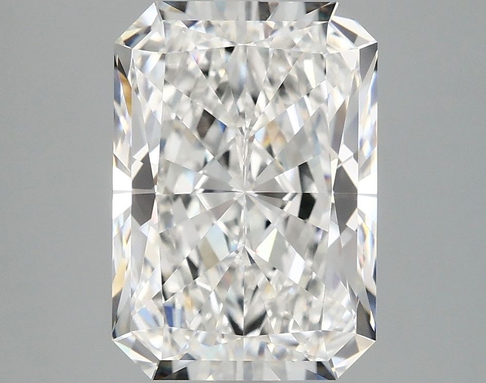 IGI Radiant 3.84ct E VVS2 - Loose Lab Diamond: IGI Radiant 3.84ct E VVS2 - Loose Lab Diamond Item Specifics: Source: This Is A Real Diamond Grown In A Lab Not Mined. Carat: 3.84 Cut: - Color: E Clarity: VVS2 Polish: EX Symmetry: EX Measurements: 1