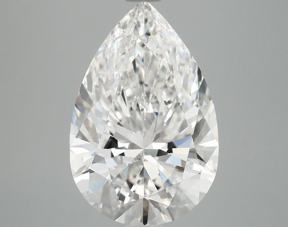 IGI Pear 5.04ct E VVS2 - Loose Lab Diamond: IGI Pear 5.04ct E VVS2 - Loose Lab Diamond Item Specifics: Source: This Is A Real Diamond Grown In A Lab Not Mined. Carat: 5.04 Cut: - Color: E Clarity: VVS2 Polish: EX Symmetry: EX Measurements: 14.7