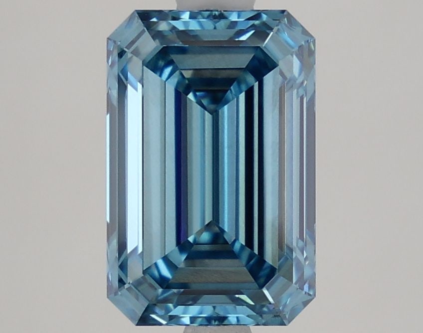 Emerald 2.89ct Fancy Vivid Blue VVS2 - Loose Lab Diamond: Emerald 2.89ct Fancy Vivid Blue VVS2 - Loose Lab Diamond Item Specifics: Source: This Is A Real Diamond Grown In A Lab Not Mined. Carat: 2.89 Cut: - Color: Fancy Vivid Blue Clarity: VVS2 Polish: VG Sy