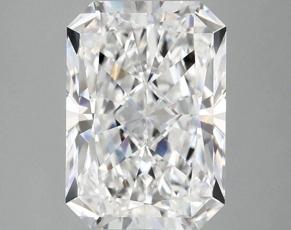 IGI Radiant 4.14ct E VVS2 - Loose Lab Diamond: IGI Radiant 4.14ct E VVS2 - Loose Lab Diamond Item Specifics: Source: This Is A Real Diamond Grown In A Lab Not Mined. Carat: 4.14 Cut: - Color: E Clarity: VVS2 Polish: EX Symmetry: EX Measurements: 1