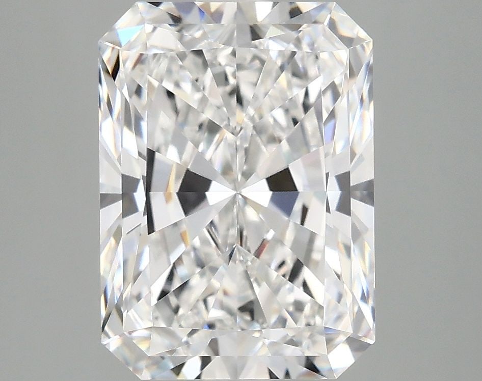 IGI Radiant 4.08ct D VVS2 - Loose Lab Diamond: IGI Radiant 4.08ct D VVS2 - Loose Lab Diamond Item Specifics: Source: This Is A Real Diamond Grown In A Lab Not Mined. Carat: 4.08 Cut: - Color: D Clarity: VVS2 Polish: EX Symmetry: EX Measurements: 1