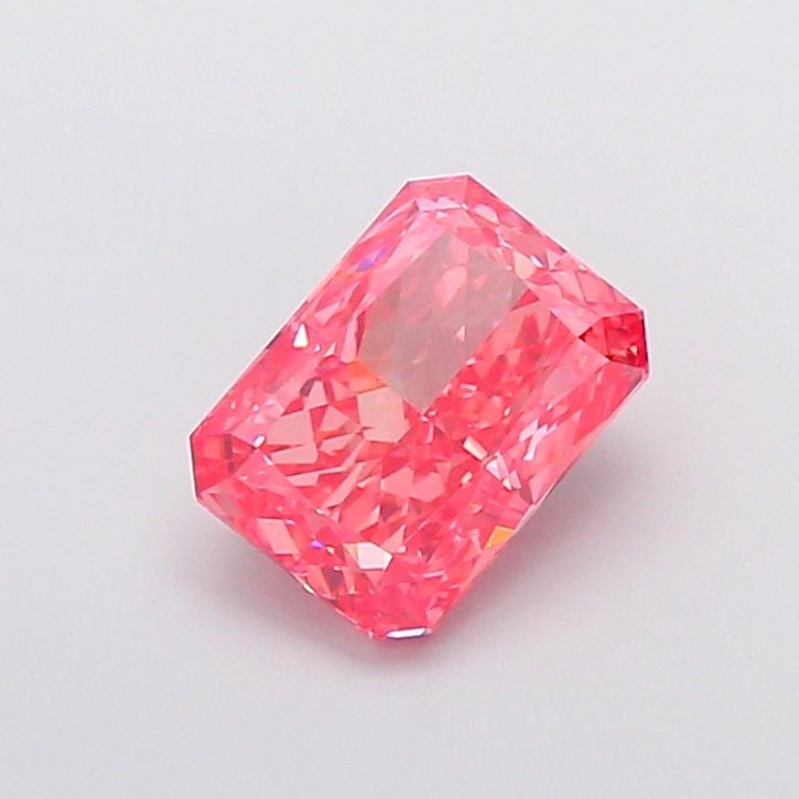 IGI Radiant 3.17ct Fancy Vivid Pink VVS2 - Loose Lab Diamond: IGI Radiant 3.17ct Fancy Vivid Pink VVS2 - Loose Lab Diamond Item Specifics: Source: This Is A Real Diamond Grown In A Lab Not Mined. Carat: 3.17 Cut: - Color: Fancy Vivid Pink Clarity: VVS2 Polish: