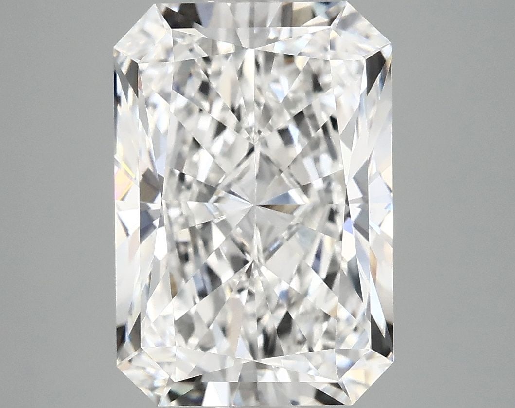 IGI Radiant 5.06ct E VVS2 - Loose Lab Diamond: IGI Radiant 5.06ct E VVS2 - Loose Lab Diamond Item Specifics: Source: This Is A Real Diamond Grown In A Lab Not Mined. Carat: 5.06 Cut: - Color: E Clarity: VVS2 Polish: EX Symmetry: EX Measurements: 1