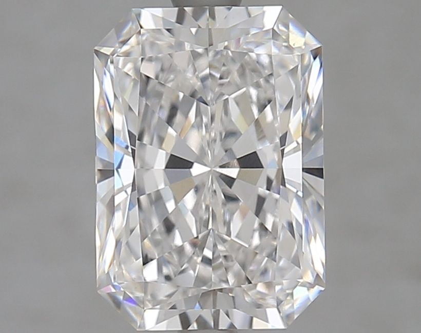 GIA Radiant 3.14ct E VVS2 - Loose Lab Diamond: GIA Radiant 3.14ct E VVS2 - Loose Lab Diamond Item Specifics: Source: This Is A Real Diamond Grown In A Lab Not Mined. Carat: 3.14 Cut: - Color: E Clarity: VVS2 Polish: EX Symmetry: EX Measurements: 1