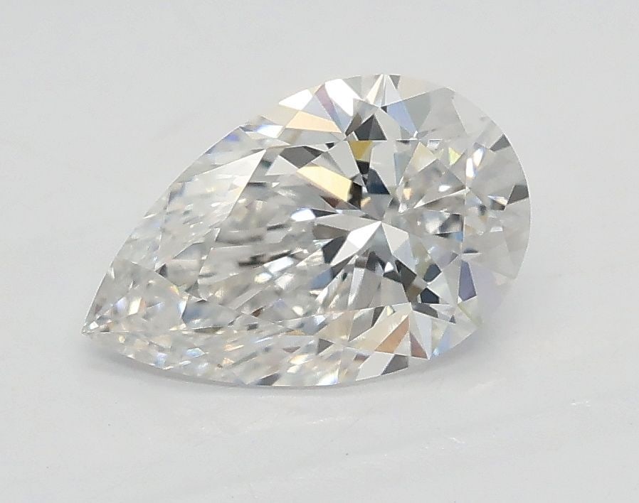 GIA Pear 1.01ct E VVS2 - Loose Lab Diamond: GIA Pear 1.01ct E VVS2 - Loose Lab Diamond Item Specifics: Source: This Is A Real Diamond Grown In A Lab Not Mined. Carat: 1.01 Cut: - Color: E Clarity: VVS2 Polish: EX Symmetry: EX Measurements: 9.04