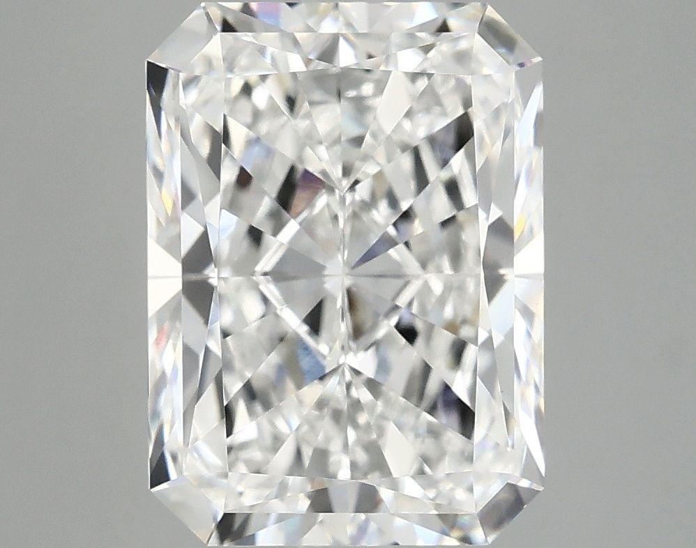 IGI Radiant 4.91ct E VVS2 - Loose Lab Diamond: IGI Radiant 4.91ct E VVS2 - Loose Lab Diamond Item Specifics: Source: This Is A Real Diamond Grown In A Lab Not Mined. Carat: 4.91 Cut: - Color: E Clarity: VVS2 Polish: EX Symmetry: EX Measurements: 1