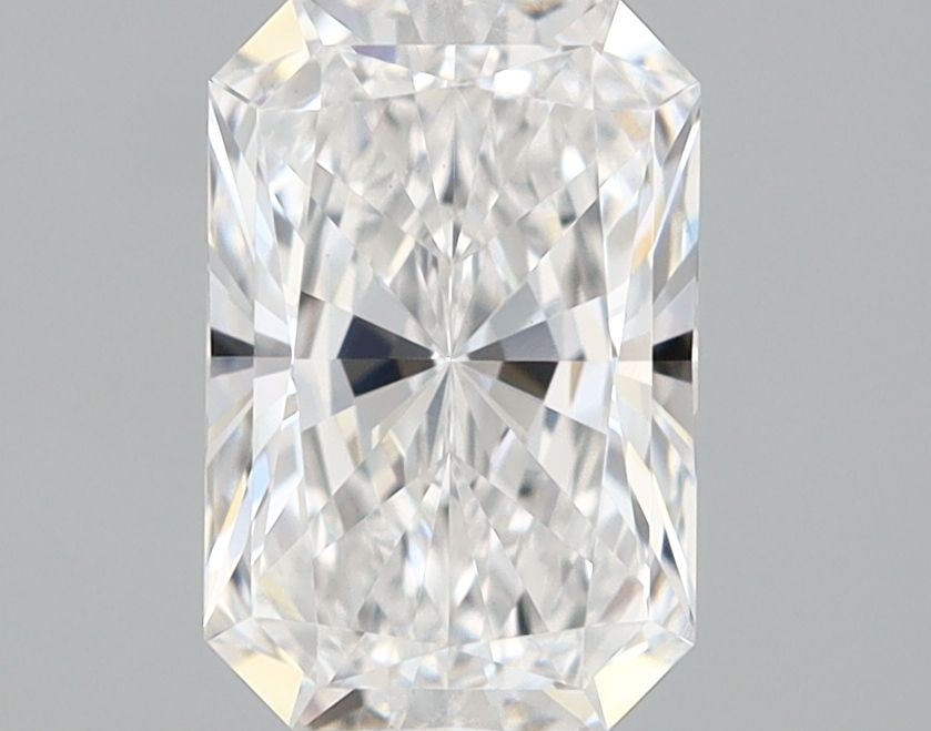 GIA Radiant 1.05ct E VVS2 - Loose Lab Diamond: GIA Radiant 1.05ct E VVS2 - Loose Lab Diamond Item Specifics: Source: This Is A Real Diamond Grown In A Lab Not Mined. Carat: 1.05 Cut: - Color: E Clarity: VVS2 Polish: EX Symmetry: EX Measurements: 7
