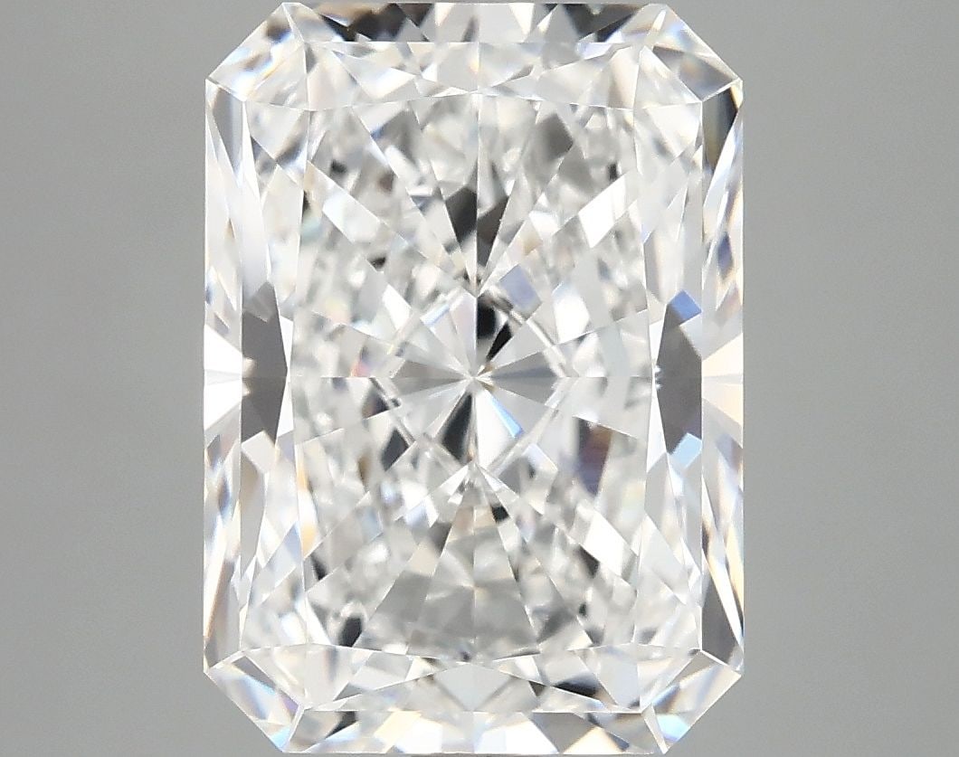 IGI Radiant 4.99ct D VVS2 - Loose Lab Diamond: IGI Radiant 4.99ct D VVS2 - Loose Lab Diamond Item Specifics: Source: This Is A Real Diamond Grown In A Lab Not Mined. Carat: 4.99 Cut: - Color: D Clarity: VVS2 Polish: EX Symmetry: EX Measurements: 1