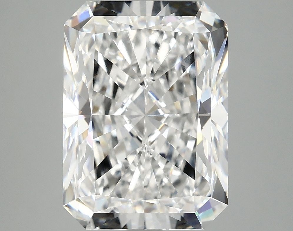 IGI Radiant 4.88ct E VVS2 - Loose Lab Diamond: IGI Radiant 4.88ct E VVS2 - Loose Lab Diamond Item Specifics: Source: This Is A Real Diamond Grown In A Lab Not Mined. Carat: 4.88 Cut: - Color: E Clarity: VVS2 Polish: EX Symmetry: EX Measurements: 1