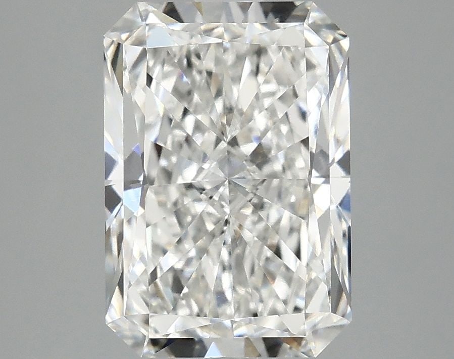 IGI Radiant 3.08ct E VVS2 - Loose Lab Diamond: IGI Radiant 3.08ct E VVS2 - Loose Lab Diamond Item Specifics: Source: This Is A Real Diamond Grown In A Lab Not Mined. Carat: 3.08 Cut: - Color: E Clarity: VVS2 Polish: EX Symmetry: EX Measurements: 1