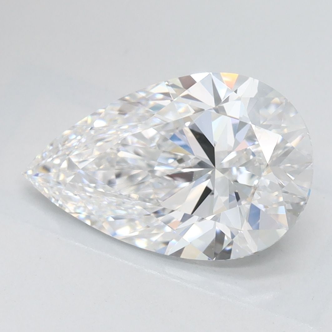 GIA Pear 2.08ct D VVS1 - Loose Lab Diamond: GIA Pear 2.08ct D VVS1 - Loose Lab Diamond Item Specifics: Source: This Is A Real Diamond Grown In A Lab Not Mined. Carat: 2.08 Cut: - Color: D Clarity: VVS1 Polish: EX Symmetry: EX Measurements: 11.2