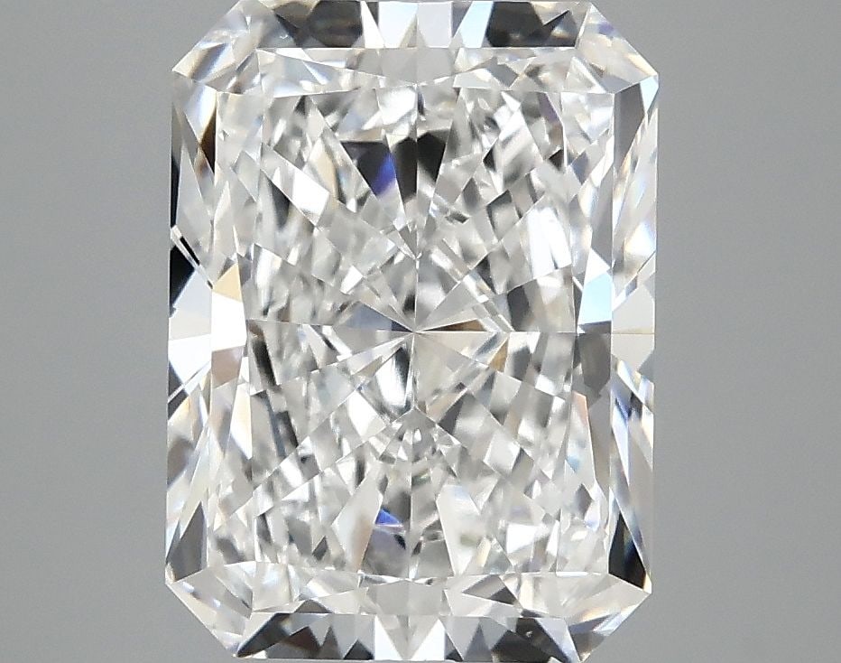 IGI Radiant 4.03ct E VVS2 - Loose Lab Diamond: IGI Radiant 4.03ct E VVS2 - Loose Lab Diamond Item Specifics: Source: This Is A Real Diamond Grown In A Lab Not Mined. Carat: 4.03 Cut: - Color: E Clarity: VVS2 Polish: EX Symmetry: EX Measurements: