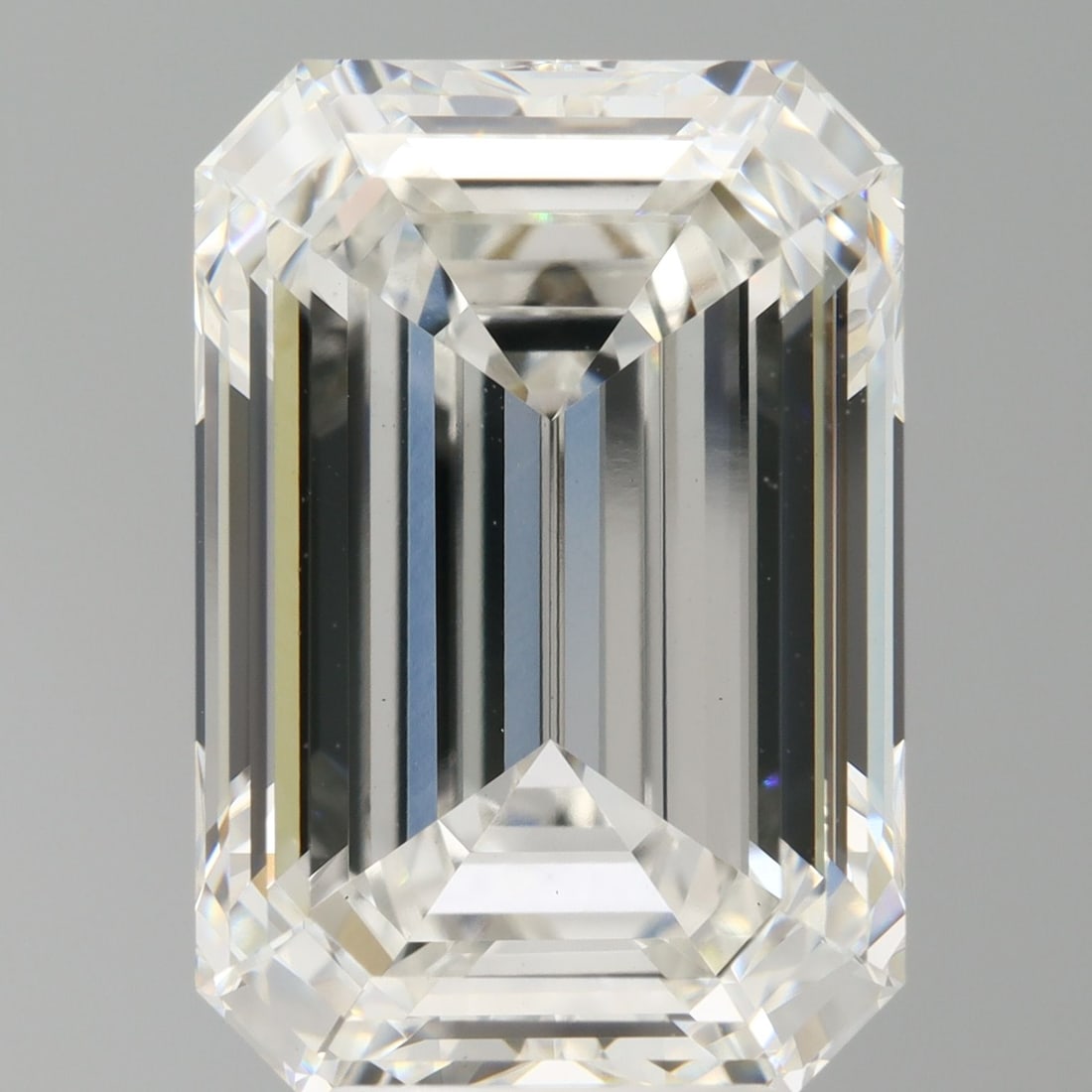 IGI Emerald 7.6ct E VVS2 - Loose Lab Diamond: IGI Emerald 7.6ct E VVS2 - Loose Lab Diamond Item Specifics: Source: This Is A Real Diamond Grown In A Lab Not Mined. Carat: 7.6 Cut: - Color: E Clarity: VVS2 Polish: EX Symmetry: EX Measurements: 13.