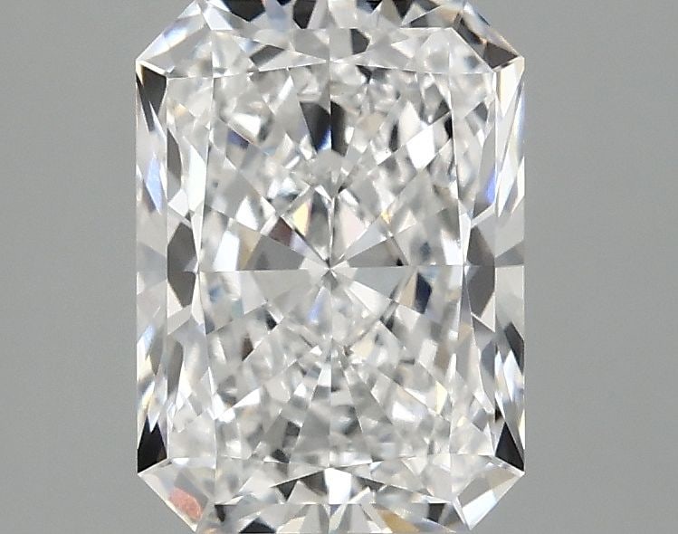 IGI Radiant 2.07ct E VVS2 - Loose Lab Diamond: IGI Radiant 2.07ct E VVS2 - Loose Lab Diamond Item Specifics: Source: This Is A Real Diamond Grown In A Lab Not Mined. Carat: 2.07 Cut: - Color: E Clarity: VVS2 Polish: EX Symmetry: EX Measurements: 8