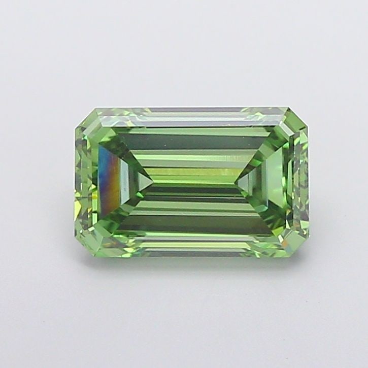 IGI Emerald 2.53ct Fancy Vivid Green VVS2 - Loose Lab Diamond: IGI Emerald 2.53ct Fancy Vivid Green VVS2 - Loose Lab Diamond Item Specifics: Source: This Is A Real Diamond Grown In A Lab Not Mined. Carat: 2.53 Cut: - Color: Fancy Vivid Green Clarity: VVS2 Polish: