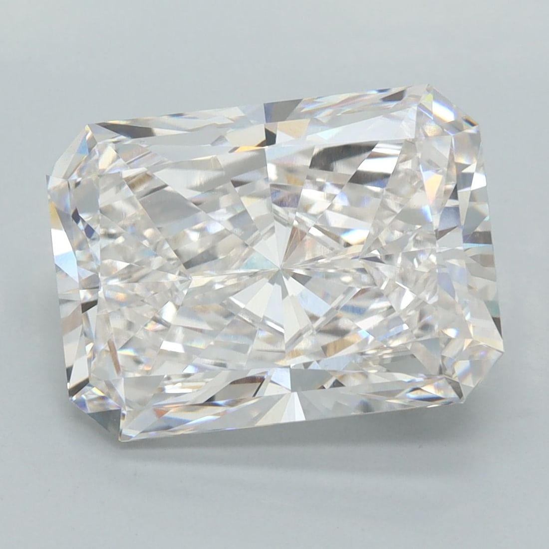 IGI Radiant 7.01ct G VVS1 - Loose Lab Diamond: IGI Radiant 7.01ct G VVS1 - Loose Lab Diamond Item Specifics: Source: This Is A Real Diamond Grown In A Lab Not Mined. Carat: 7.01 Cut: - Color: G Clarity: VVS1 Polish: EX Symmetry: EX Measurements: