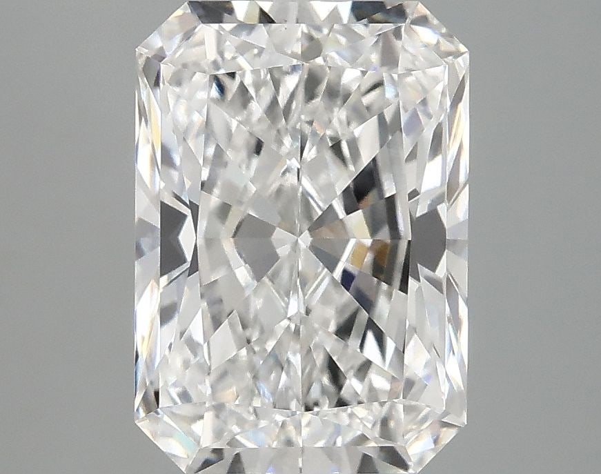IGI Radiant 3.09ct E VVS2 - Loose Lab Diamond: IGI Radiant 3.09ct E VVS2 - Loose Lab Diamond Item Specifics: Source: This Is A Real Diamond Grown In A Lab Not Mined. Carat: 3.09 Cut: - Color: E Clarity: VVS2 Polish: EX Symmetry: EX Measurements: 1