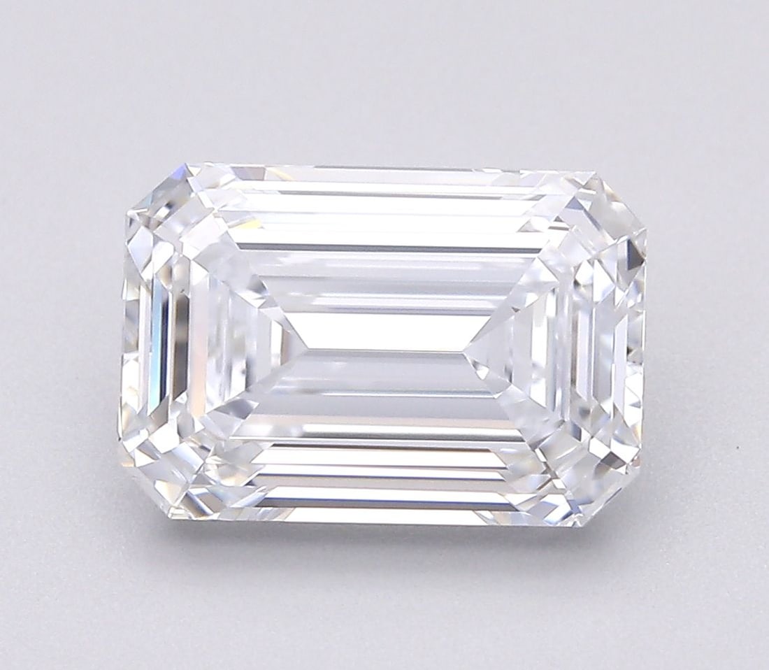 IGI Emerald 1.53ct E IF - Loose Lab Diamond: IGI Emerald 1.53ct E IF - Loose Lab Diamond Item Specifics: Source: This Is A Real Diamond Grown In A Lab Not Mined. Carat: 1.53 Cut: - Color: E Clarity: IF Polish: EX Symmetry: EX Measurements: 7.96L