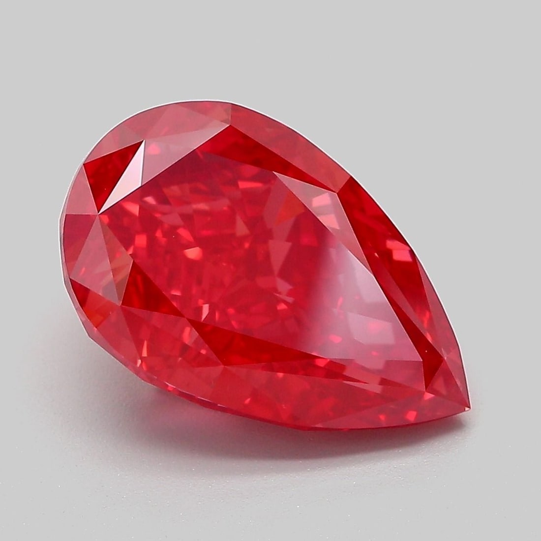 IGI Pear 5.57ct Fancy Vivid Red VVS2 - Loose Lab Diamond (1 of 1)
