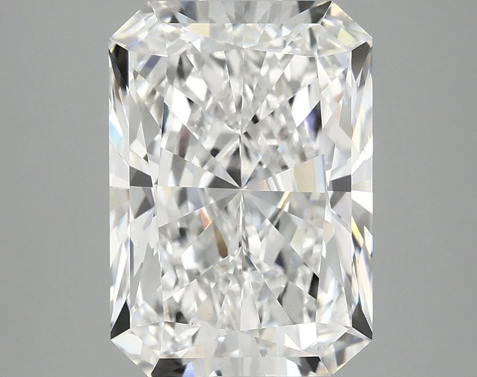 IGI Radiant 4.02ct E VVS2 - Loose Lab Diamond: IGI Radiant 4.02ct E VVS2 - Loose Lab Diamond Item Specifics: Source: This Is A Real Diamond Grown In A Lab Not Mined. Carat: 4.02 Cut: - Color: E Clarity: VVS2 Polish: EX Symmetry: EX Measurements: 1