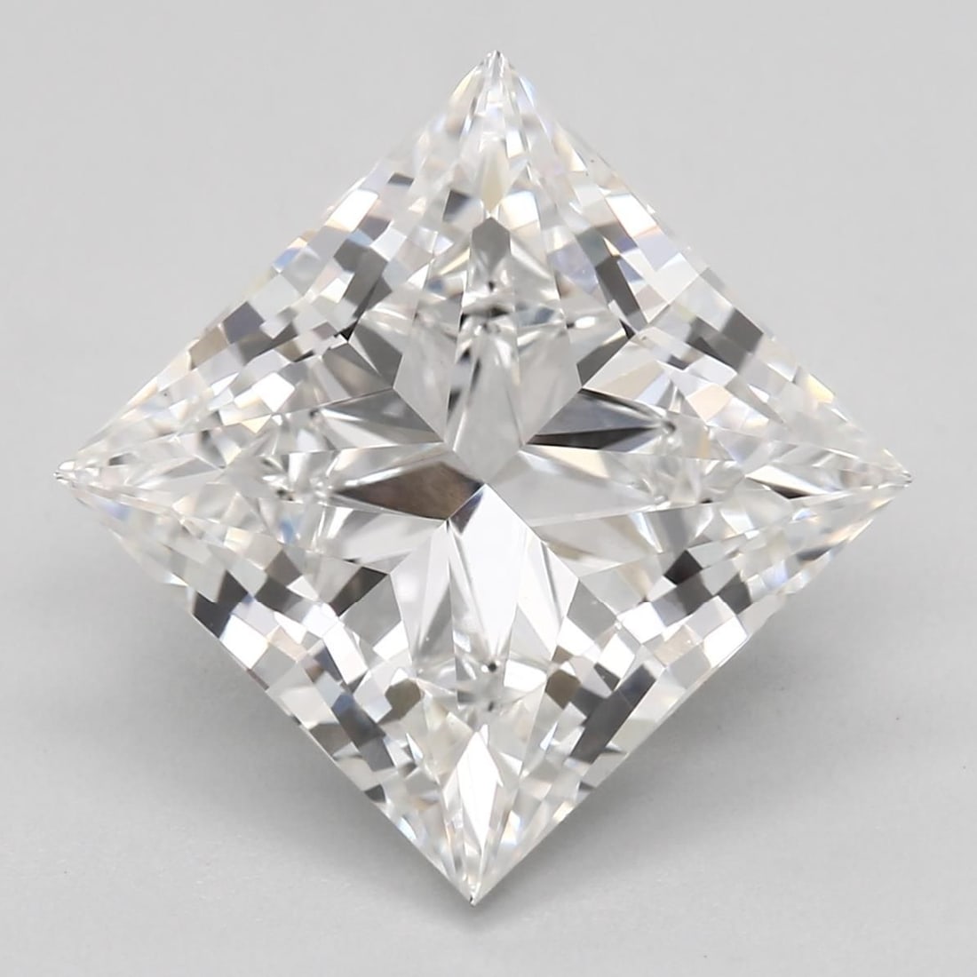 GIA Princess 3.84ct F VVS2 - Loose Lab Diamond: GIA Princess 3.84ct F VVS2 - Loose Lab Diamond Item Specifics: Source: This Is A Real Diamond Grown In A Lab Not Mined. Carat: 3.84 Cut: - Color: F Clarity: VVS2 Polish: EX Symmetry: EX Measurements: 