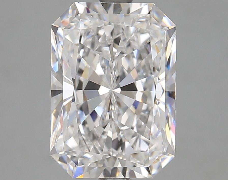 GIA Radiant 4.19ct D VVS2 - Loose Lab Diamond: GIA Radiant 4.19ct D VVS2 - Loose Lab Diamond Item Specifics: Source: This Is A Real Diamond Grown In A Lab Not Mined. Carat: 4.19 Cut: - Color: D Clarity: VVS2 Polish: EX Symmetry: EX Measurements: 1