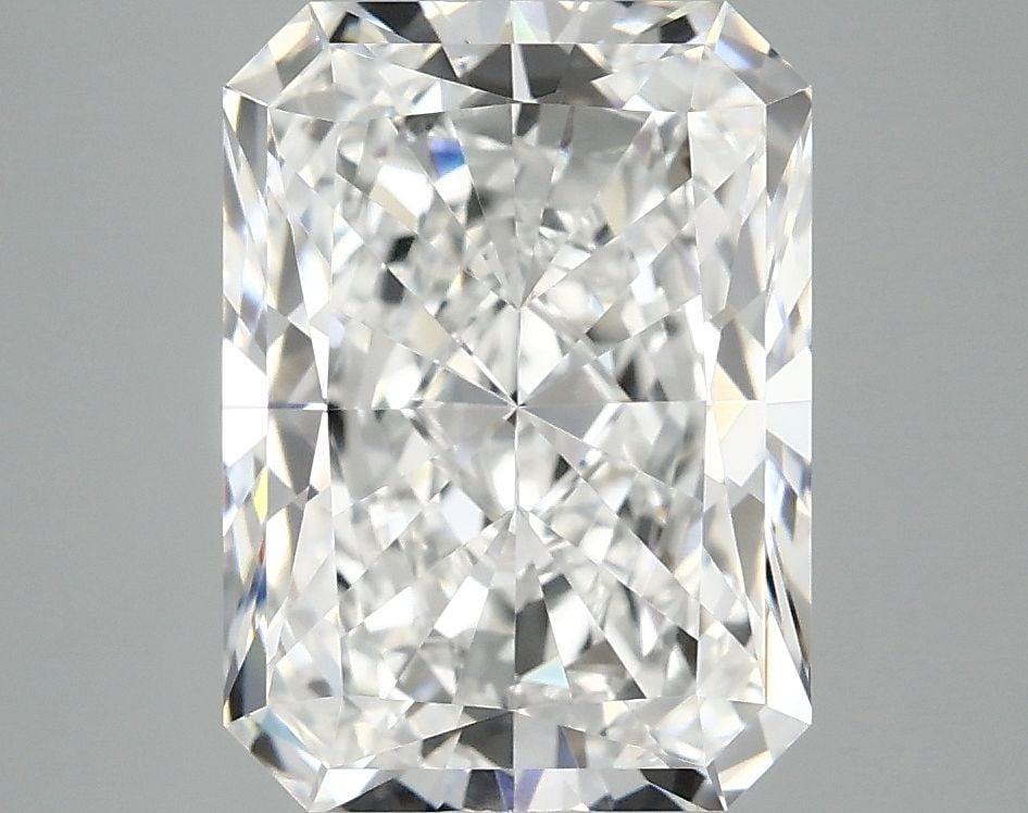 IGI Radiant 4.14ct E VVS2 - Loose Lab Diamond: IGI Radiant 4.14ct E VVS2 - Loose Lab Diamond Item Specifics: Source: This Is A Real Diamond Grown In A Lab Not Mined. Carat: 4.14 Cut: - Color: E Clarity: VVS2 Polish: EX Symmetry: EX Measurements: 1