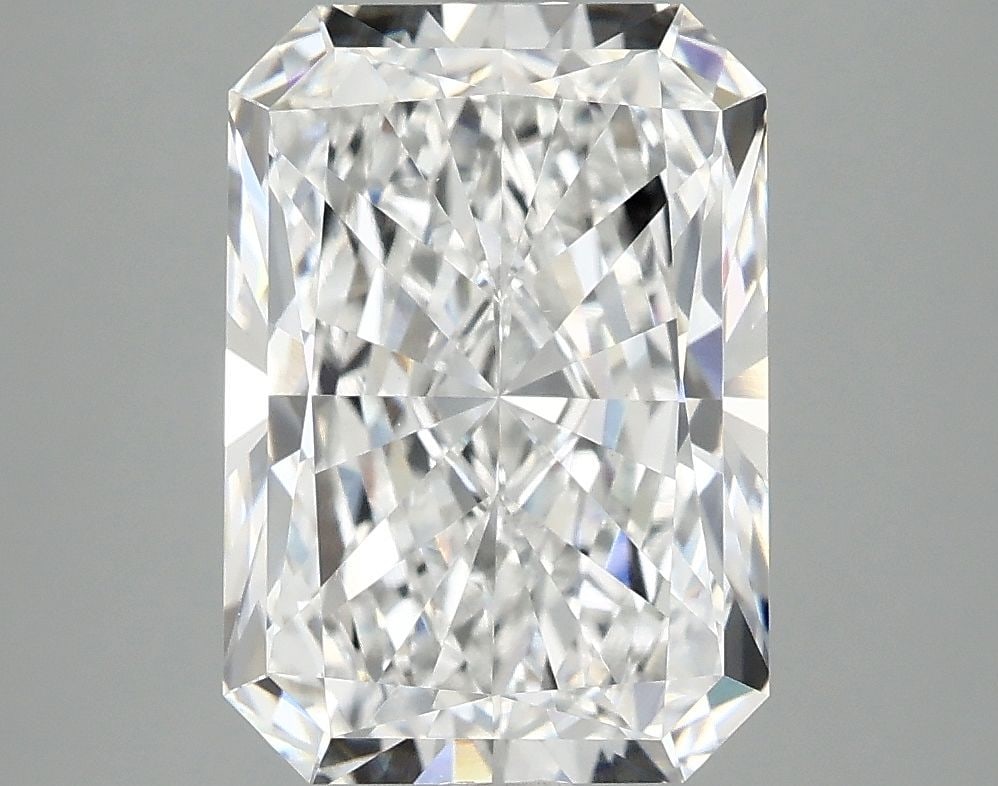 IGI Radiant 4.08ct D VVS2 - Loose Lab Diamond: IGI Radiant 4.08ct D VVS2 - Loose Lab Diamond Item Specifics: Source: This Is A Real Diamond Grown In A Lab Not Mined. Carat: 4.08 Cut: - Color: D Clarity: VVS2 Polish: EX Symmetry: EX Measurements: