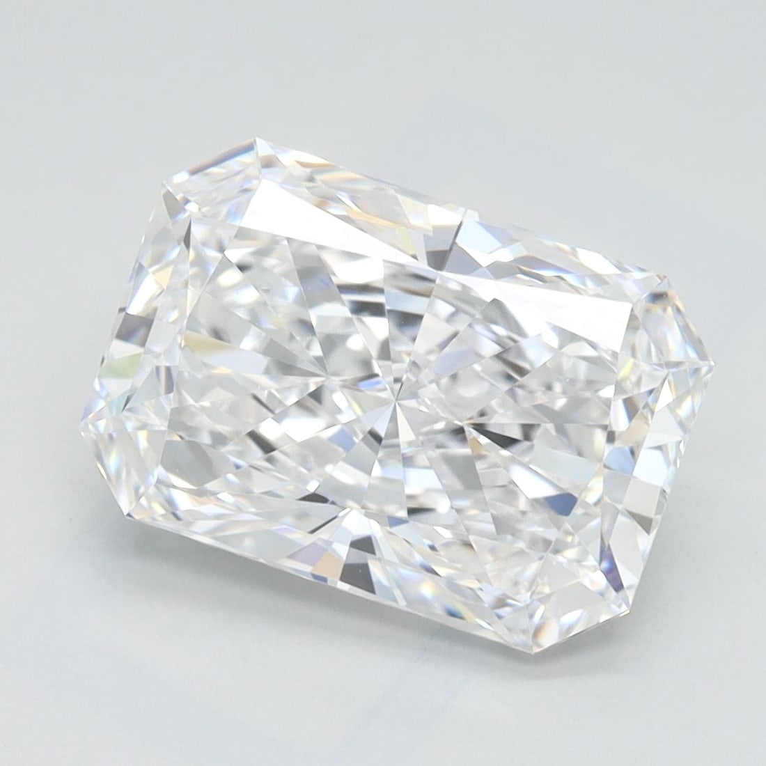 GIA Radiant 2.72ct D VVS1 - Loose Lab Diamond: GIA Radiant 2.72ct D VVS1 - Loose Lab Diamond Item Specifics: Source: This Is A Real Diamond Grown In A Lab Not Mined. Carat: 2.72 Cut: - Color: D Clarity: VVS1 Polish: EX Symmetry: EX Measurements: 1
