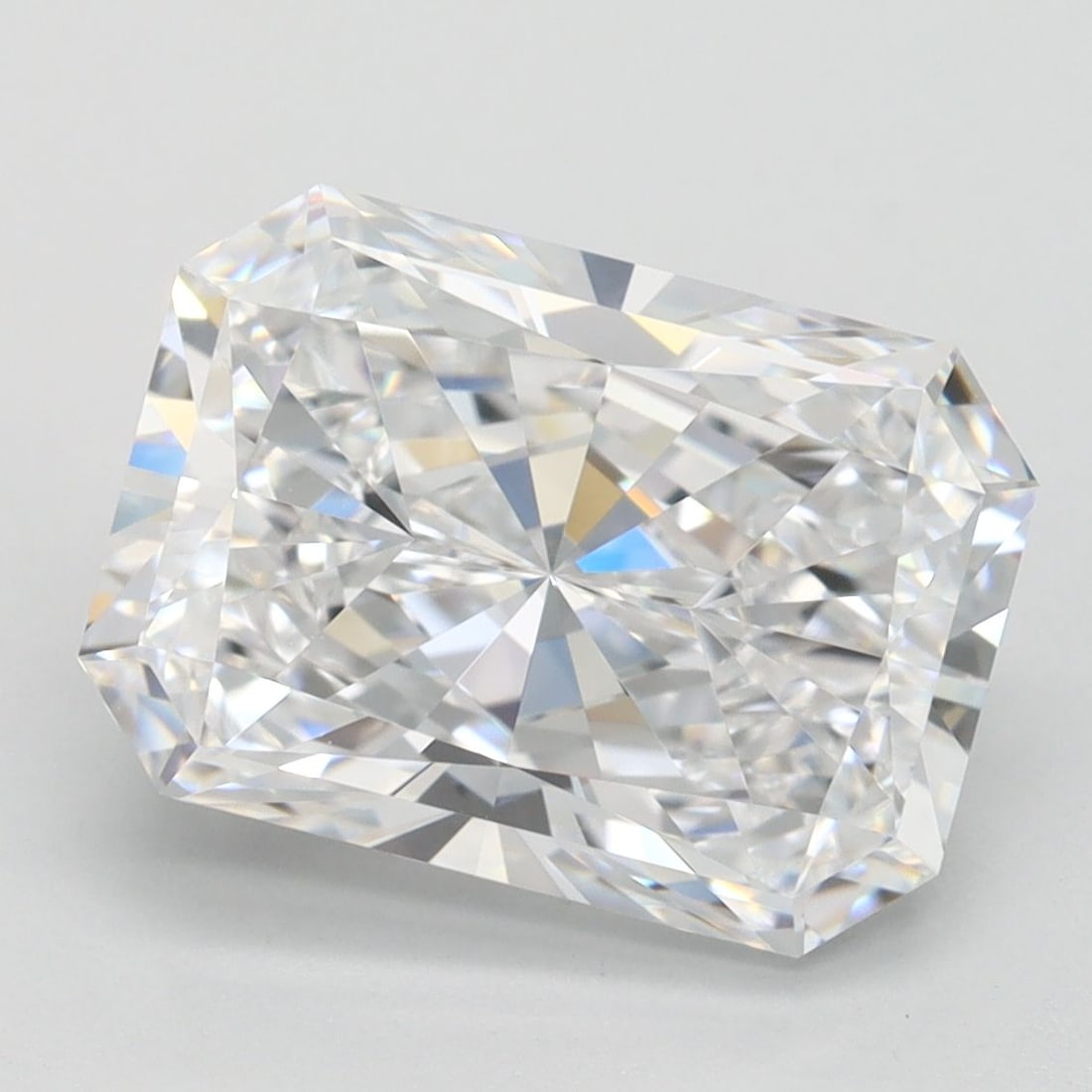 IGI Radiant 3.76ct D IF - Loose Lab Diamond: IGI Radiant 3.76ct D IF - Loose Lab Diamond Item Specifics: Source: This Is A Real Diamond Grown In A Lab Not Mined. Carat: 3.76 Cut: - Color: D Clarity: IF Polish: EX Symmetry: EX Measurements: 10.78