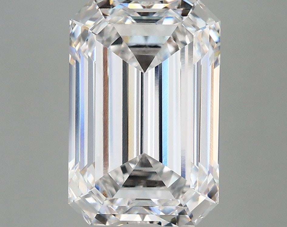 IGI Emerald 4.22ct E VVS2 - Loose Lab Diamond (1 of 1)