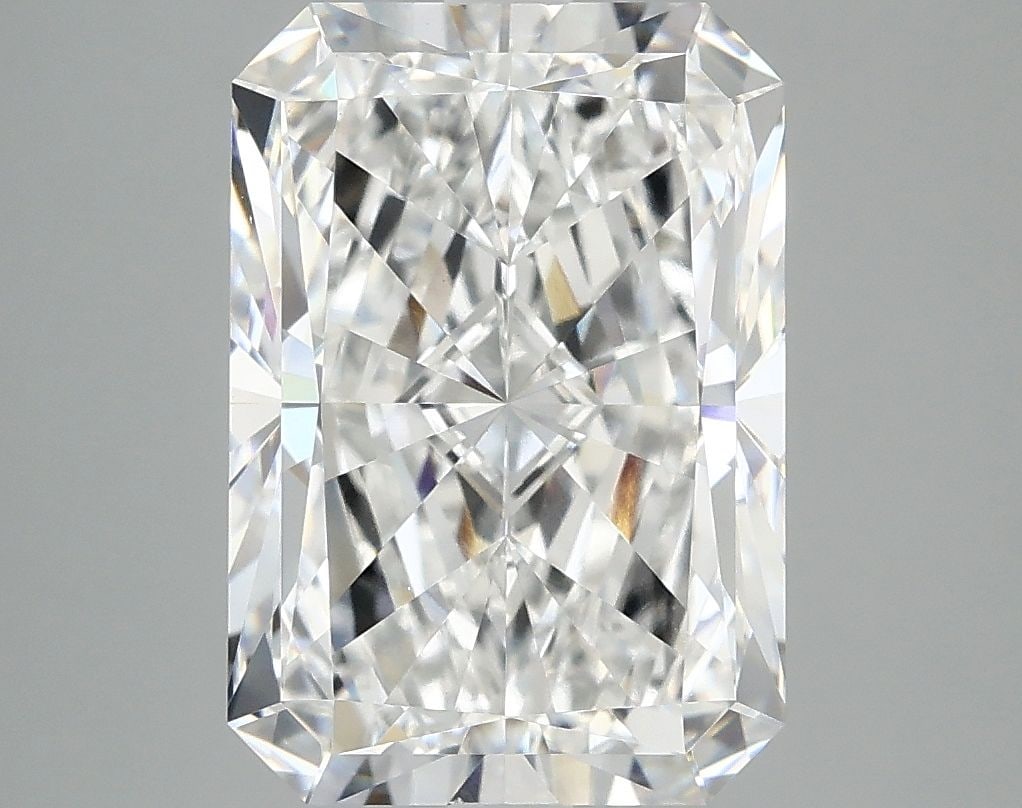 IGI Radiant 5.03ct E VVS2 - Loose Lab Diamond: IGI Radiant 5.03ct E VVS2 - Loose Lab Diamond Item Specifics: Source: This Is A Real Diamond Grown In A Lab Not Mined. Carat: 5.03 Cut: - Color: E Clarity: VVS2 Polish: EX Symmetry: EX Measurements: 1